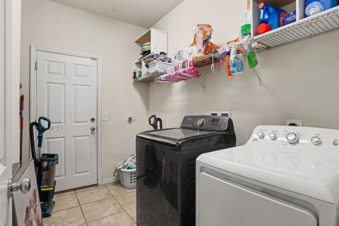 Casa en venta en Polk City, Florida, 4 dormitorios, 184.88 m2 № 2396116 - foto 10
