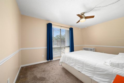 Condominio en venta en Gainesville, Florida, 2 dormitorios, 79.25 m2 № 1675243 - foto 13