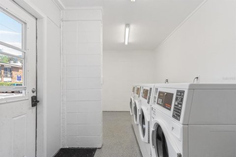 Condominio en venta en Gainesville, Florida, 2 dormitorios, 79.25 m2 № 1675243 - foto 19