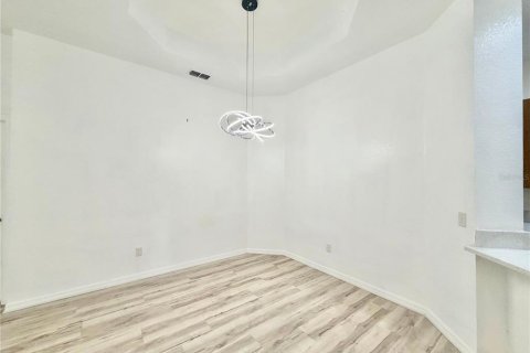 Villa ou maison à louer à Oxford, Floride: 3 chambres, 124.67 m2 № 2415215 - photo 8