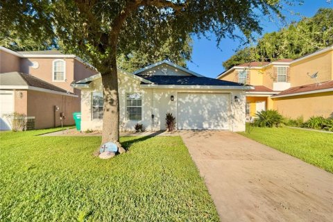 Villa ou maison à Oxford, Floride 3 chambres, 124.67 m2 № 2415215