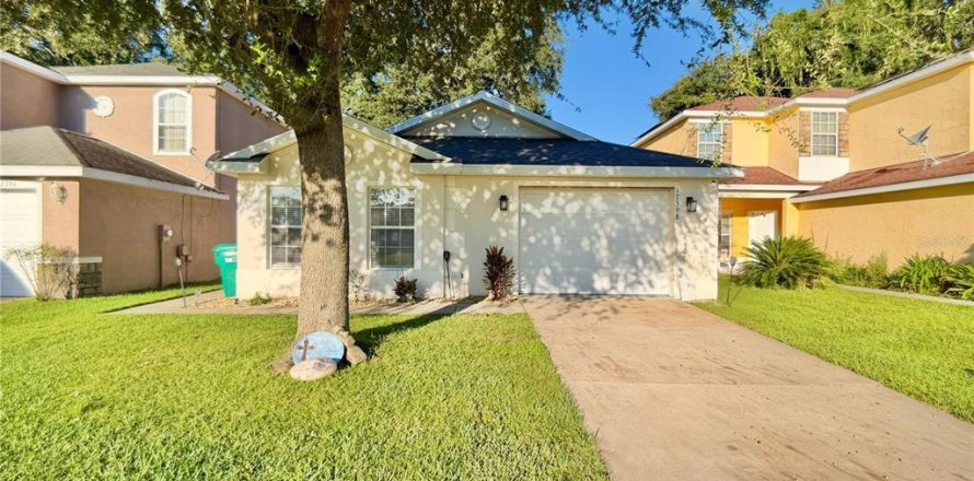 Villa ou maison à Oxford, Floride 3 chambres, 124.67 m2 № 2415215