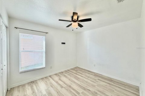 Villa ou maison à louer à Oxford, Floride: 3 chambres, 124.67 m2 № 2415215 - photo 17