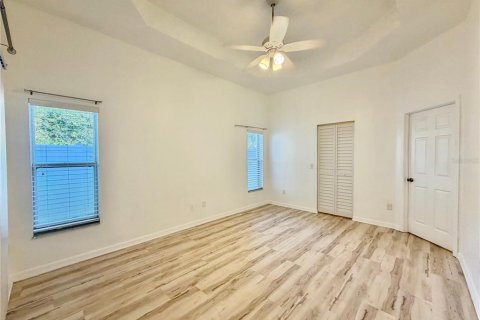 Villa ou maison à louer à Oxford, Floride: 3 chambres, 124.67 m2 № 2415215 - photo 12