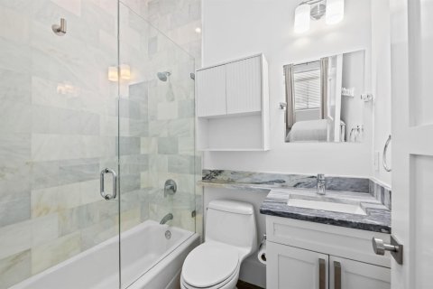 Casa en venta en Pompano Beach, Florida, 3 dormitorios, 198.07 m2 № 2246181 - foto 21
