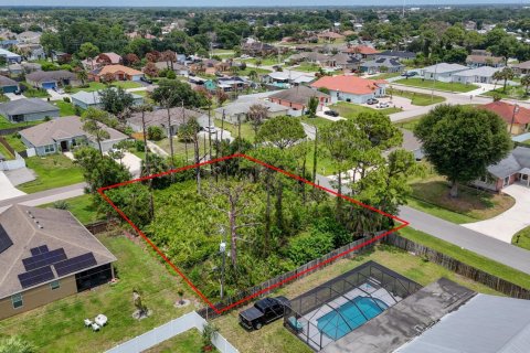Commercial property in Port St. Lucie, Florida № 2247317 - photo 9