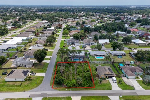 Commercial property in Port St. Lucie, Florida № 2247317 - photo 13