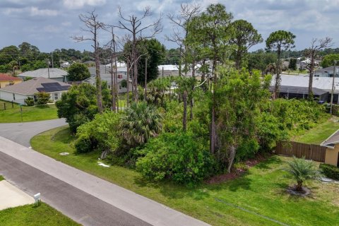 Commercial property in Port St. Lucie, Florida № 2247317 - photo 3