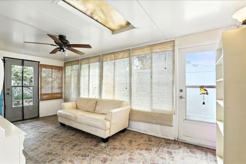 Touwnhouse à vendre à Casselberry, Floride: 3 chambres, 142.98 m2 № 1898715 - photo 17