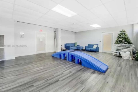Copropriété à louer à Fort Lauderdale, Floride: 2 chambres, 134.71 m2 № 2192491 - photo 26
