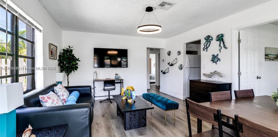 Villa ou maison à West Park, Floride 3 chambres, 134.71 m2 № 1686247