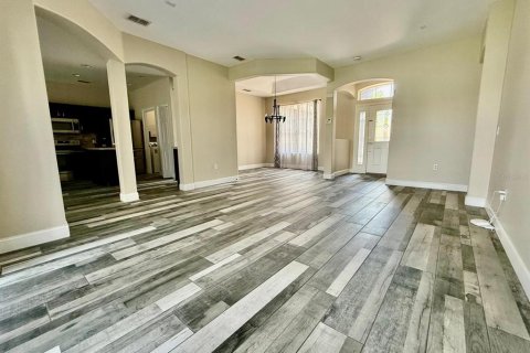 House in BELLALAGO in Kissimmee, Florida 4 bedrooms, 208.47 sq.m. № 2400275 - photo 21