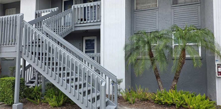 Condominio en Tampa, Florida, 2 dormitorios № 2237277