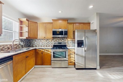 Casa en venta en Saint Petersburg, Florida, 2 dormitorios, 94.3 m2 № 1773075 - foto 12