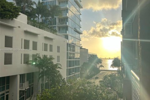 Купить кондоминиум в Майами, Флорида 1 спальня, 65.68м2, № 2044767 - фото 8