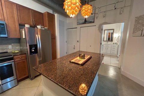Купить кондоминиум в Майами, Флорида 1 спальня, 65.68м2, № 2044767 - фото 16