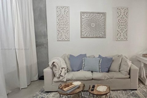 Купить кондоминиум в Майами, Флорида 1 спальня, 65.68м2, № 2044767 - фото 4