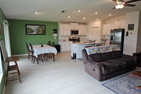 House in Parrish, Florida 4 bedrooms, 179.77 sq.m. № 1687278 - photo 17