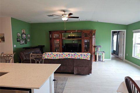 House in Parrish, Florida 4 bedrooms, 179.77 sq.m. № 1687278 - photo 16