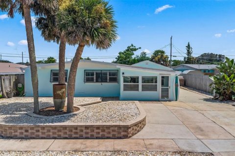 House in Ormond Beach, Florida 3 bedrooms, 117.06 sq.m. № 1854360 - photo 2