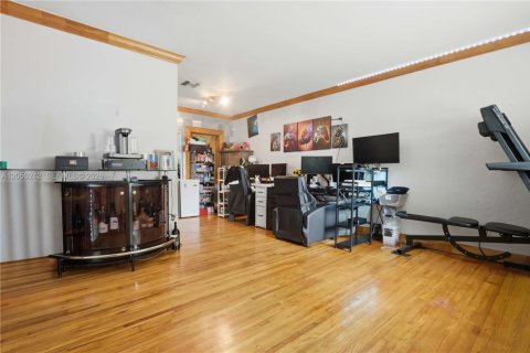 Villa ou maison à vendre à North Miami, Floride: 4 chambres, 141.21 m2 № 2176813 - photo 7