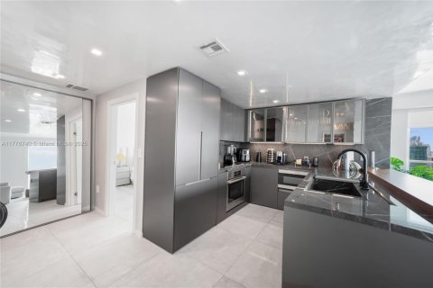 Copropriété à louer à Miami, Floride: 2 chambres, 109.62 m2 № 1708413 - photo 8