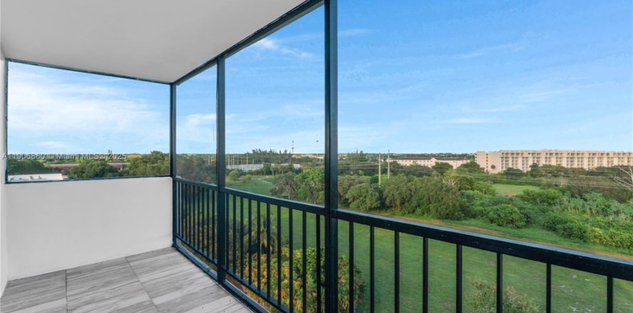 Condo à Lauderhill, Floride, 2 chambres № 1963290