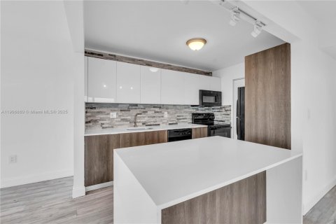 Copropriété à vendre à Lauderhill, Floride: 2 chambres, 104.05 m2 № 1963290 - photo 9