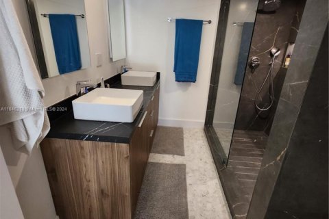 Copropriété à vendre à Miami Beach, Floride: 2 chambres, 96.34 m2 № 2016385 - photo 8