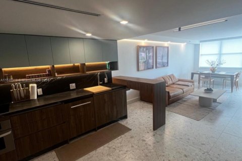 Copropriété à vendre à Miami Beach, Floride: 2 chambres, 96.34 m2 № 2016385 - photo 13