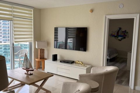 Condominio en venta en Hollywood, Florida, 2 dormitorios, 109.25 m2 № 1892716 - foto 5