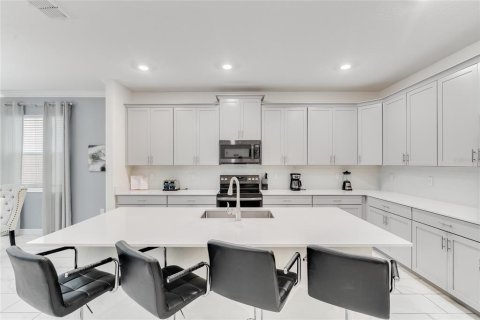 Villa ou maison à vendre à Kissimmee, Floride: 6 chambres, 310.57 m2 № 1202585 - photo 17