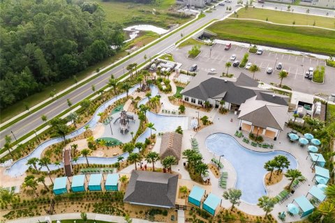 Villa ou maison à vendre à Kissimmee, Floride: 6 chambres, 310.57 m2 № 1202585 - photo 9
