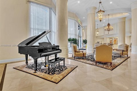 Condominio en venta en Aventura, Florida, 2 dormitorios, 109.72 m2 № 2029508 - foto 28