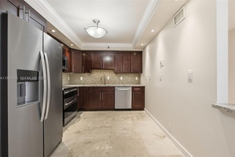 Condominio en venta en Aventura, Florida, 2 dormitorios, 109.72 m2 № 2029508 - foto 14