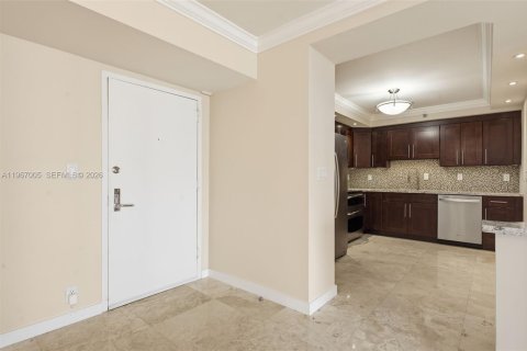 Condominio en venta en Aventura, Florida, 2 dormitorios, 109.72 m2 № 2029508 - foto 11
