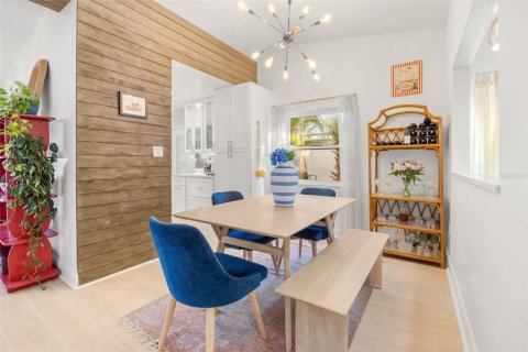 Casa en venta en Orlando, Florida, 3 dormitorios, 147.9 m2 № 2418875 - foto 9