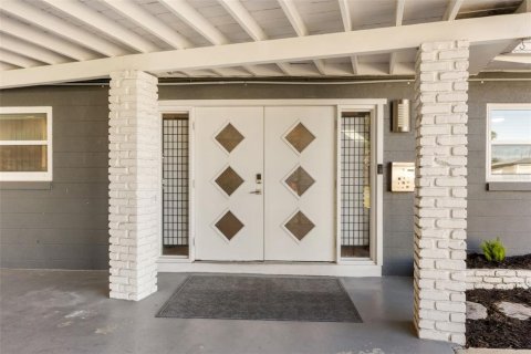 Casa en venta en Orlando, Florida, 3 dormitorios, 147.9 m2 № 2418875 - foto 3