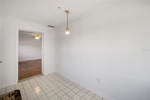 House in Ocala, Florida 2 bedrooms, 102.29 sq.m. № 1576511 - photo 9