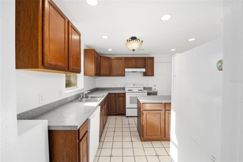 House in Ocala, Florida 2 bedrooms, 102.29 sq.m. № 1576511 - photo 15