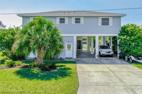 Casa en alquiler en Hernando Beach, Florida, 3 dormitorios, 129.51 m2 № 1879123 - foto 1