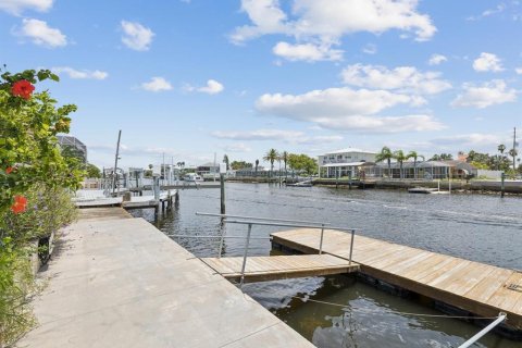 Casa en alquiler en Hernando Beach, Florida, 3 dormitorios, 129.51 m2 № 1879123 - foto 12