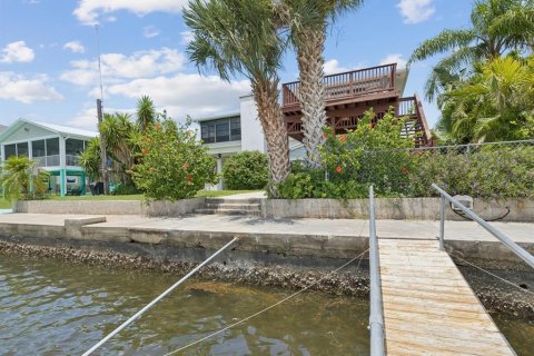 Casa en alquiler en Hernando Beach, Florida, 3 dormitorios, 129.51 m2 № 1879123 - foto 9