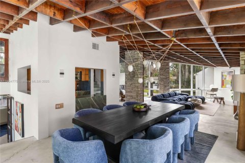 Villa ou maison à vendre à Miami, Floride: 3 chambres, 178 m2 № 1964096 - photo 14