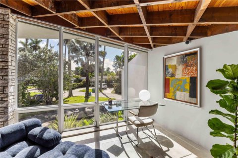 Villa ou maison à vendre à Miami, Floride: 3 chambres, 178 m2 № 1964096 - photo 10