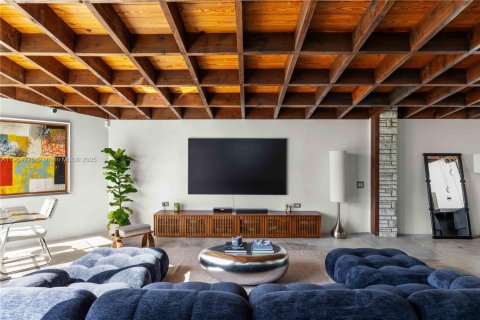 Villa ou maison à vendre à Miami, Floride: 3 chambres, 178 m2 № 1964096 - photo 6