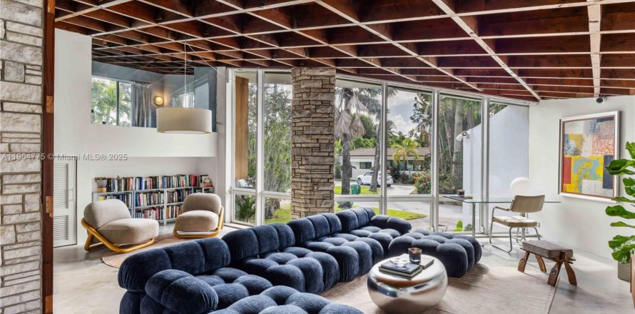 Villa ou maison à Miami, Floride 3 chambres, 178 m2 № 1964096