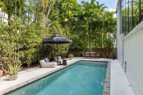 Villa ou maison à vendre à Miami, Floride: 3 chambres, 178 m2 № 1964096 - photo 30