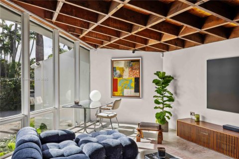 Villa ou maison à vendre à Miami, Floride: 3 chambres, 178 m2 № 1964096 - photo 5