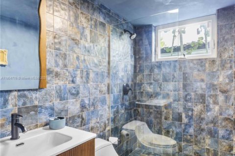 Villa ou maison à vendre à Miami, Floride: 3 chambres, 178 m2 № 1964096 - photo 28